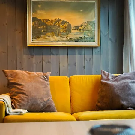 Modern One-bedroom In Διαμέρισμα *
