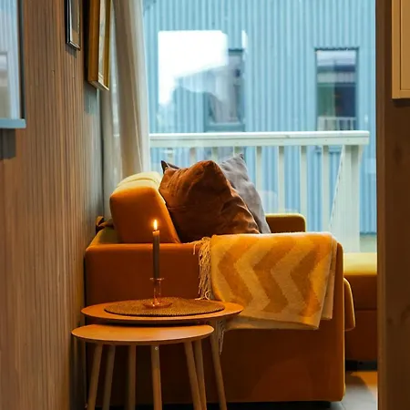 Modern One-bedroom In Διαμέρισμα *